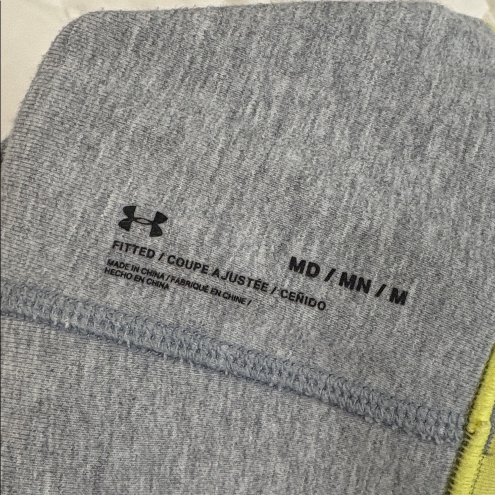 BUNDLE Under Armour Gray and Black Sports Bra - Picture 5 of 8